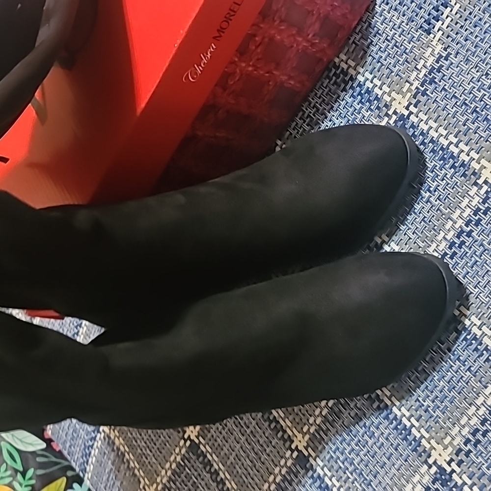 Tall boot 👢 - Picture 2 of 6